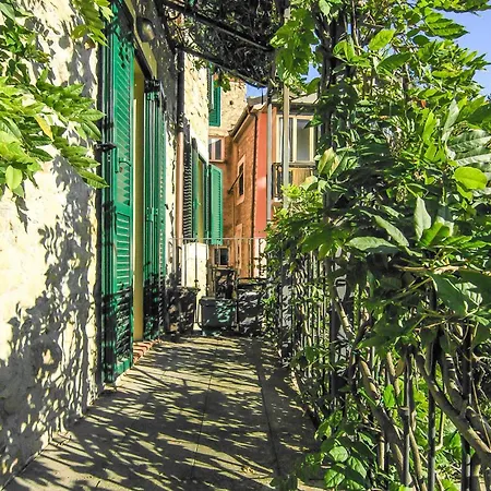 2 Bedroom Lovely In * Carnea